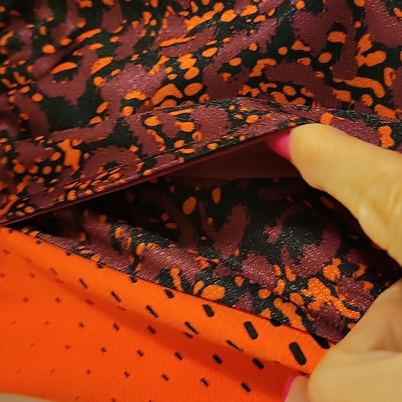 NWT: Men's Old Navy Active Go-Dry Shorts - Picture 2 of 13